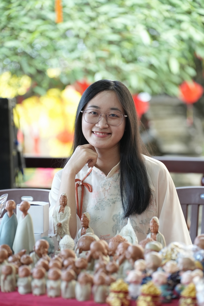 Khai bút đầu xuân và lễ Giao Thừa mừng Xuân Bính Ngọ 2026 - Chùa Hoằng Pháp