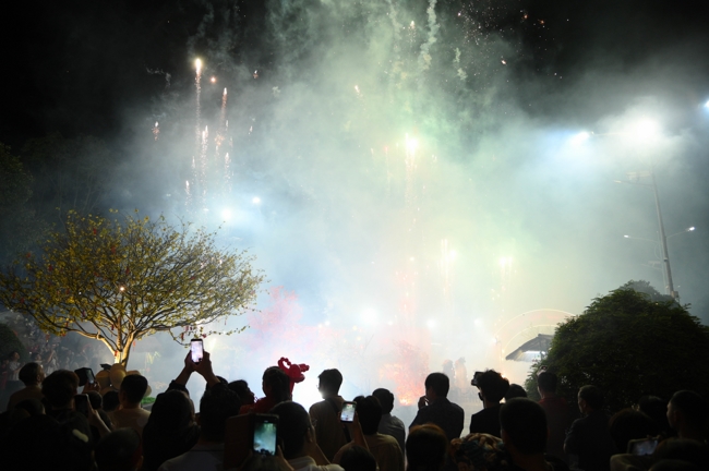 Khai bút đầu xuân và lễ Giao Thừa mừng Xuân Bính Ngọ 2026 - Chùa Hoằng Pháp