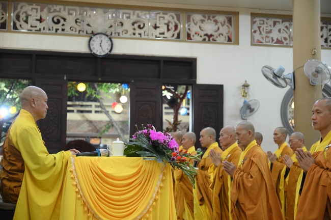 Khai bút đầu xuân và lễ Giao Thừa mừng Xuân Bính Ngọ 2026 - Chùa Hoằng Pháp