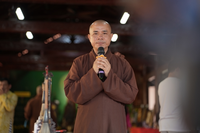 Khai bút đầu xuân và lễ Giao Thừa mừng Xuân Bính Ngọ 2026 - Chùa Hoằng Pháp