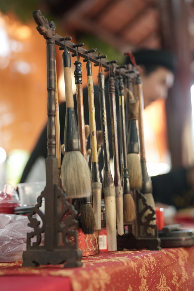 Khai bút đầu xuân và lễ Giao Thừa mừng Xuân Bính Ngọ 2026 - Chùa Hoằng Pháp