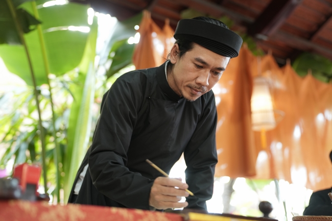 Khai bút đầu xuân và lễ Giao Thừa mừng Xuân Bính Ngọ 2026 - Chùa Hoằng Pháp