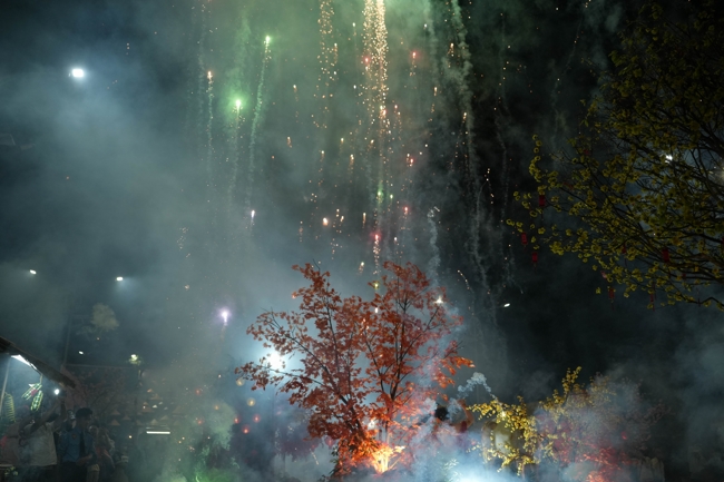 Khai bút đầu xuân và lễ Giao Thừa mừng Xuân Bính Ngọ 2026 - Chùa Hoằng Pháp