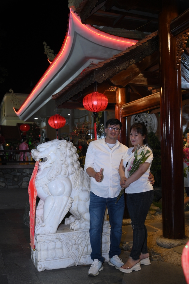 Tặng lộc đầu Xuân - Mồng 2 Tết Bính Ngọ 2026