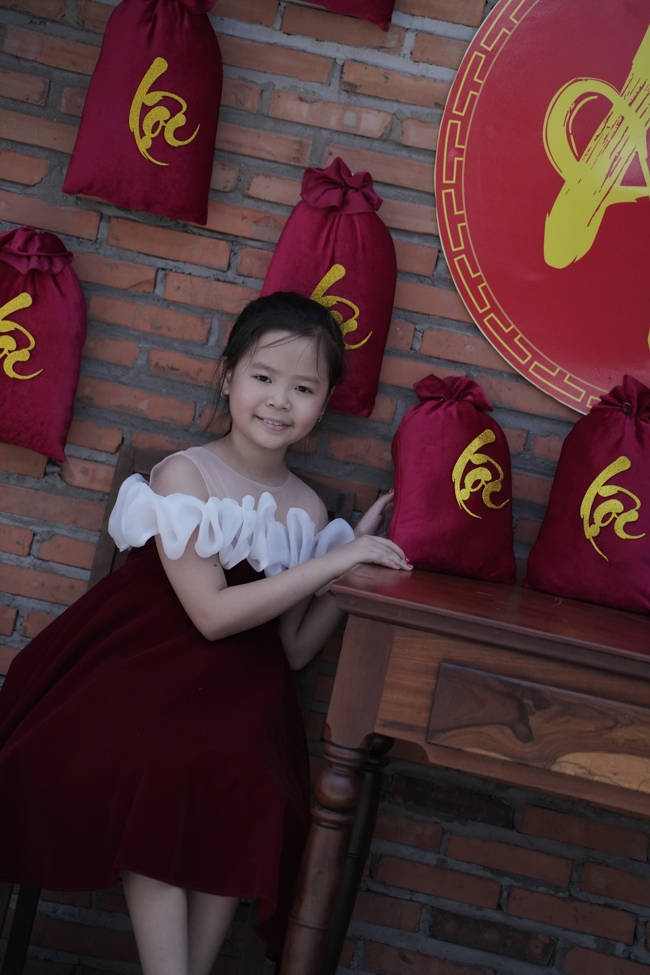 Tặng lộc đầu Xuân - Mồng 2 Tết Bính Ngọ 2026