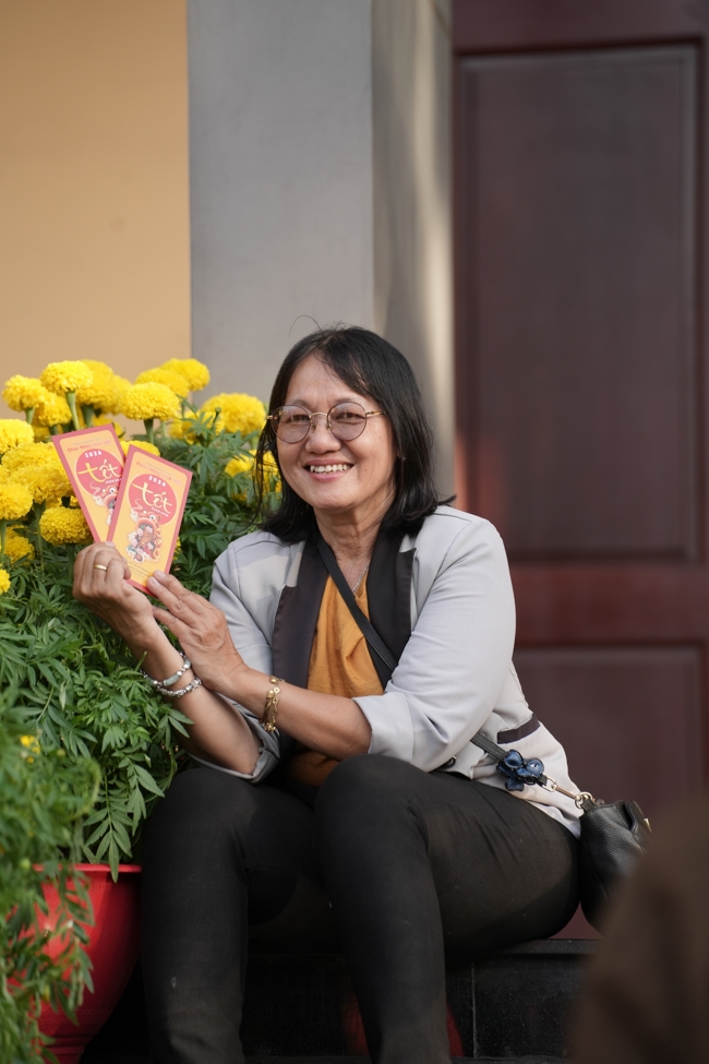 Tặng lộc đầu xuân - Mồng 4 Tết Bính Ngọ 2026.