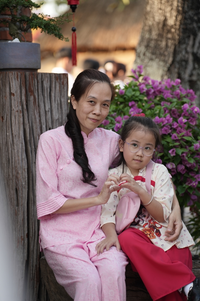 Tặng lộc đầu xuân - Mồng 4 Tết Bính Ngọ 2026.