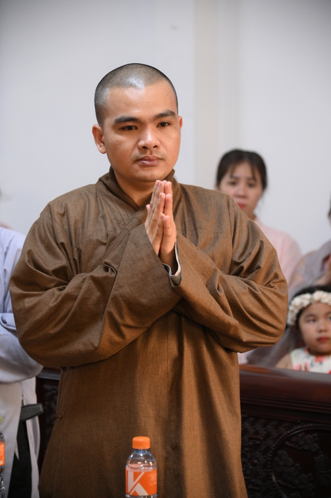 Tặng lộc đầu xuân - Mồng 4 Tết Bính Ngọ 2026.