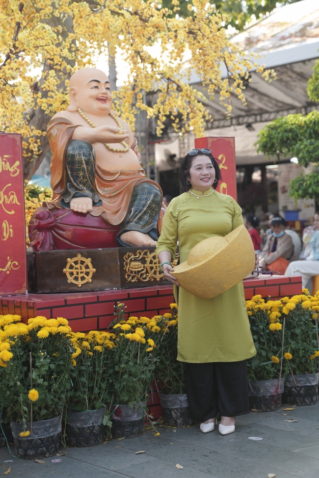 Tặng lộc đầu xuân - Mồng 4 Tết Bính Ngọ 2026.