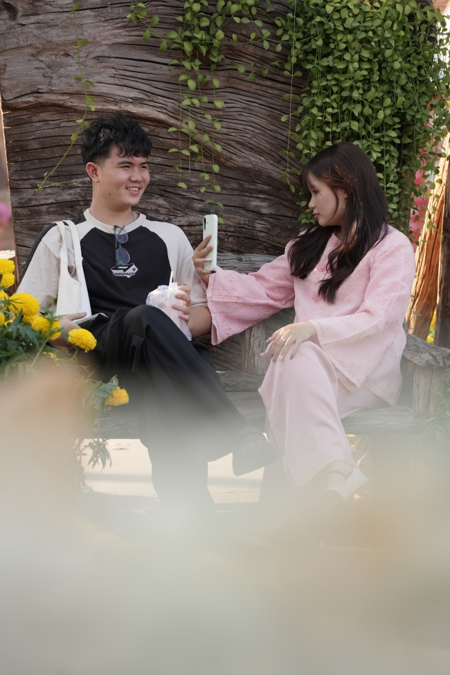 Tặng lộc đầu xuân - Mồng 4 Tết Bính Ngọ 2026.