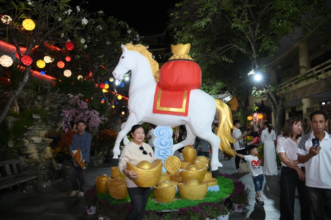 Tổng kết mùa Xuân Bính Ngọ 2026 | Chùa Hoằng Pháp