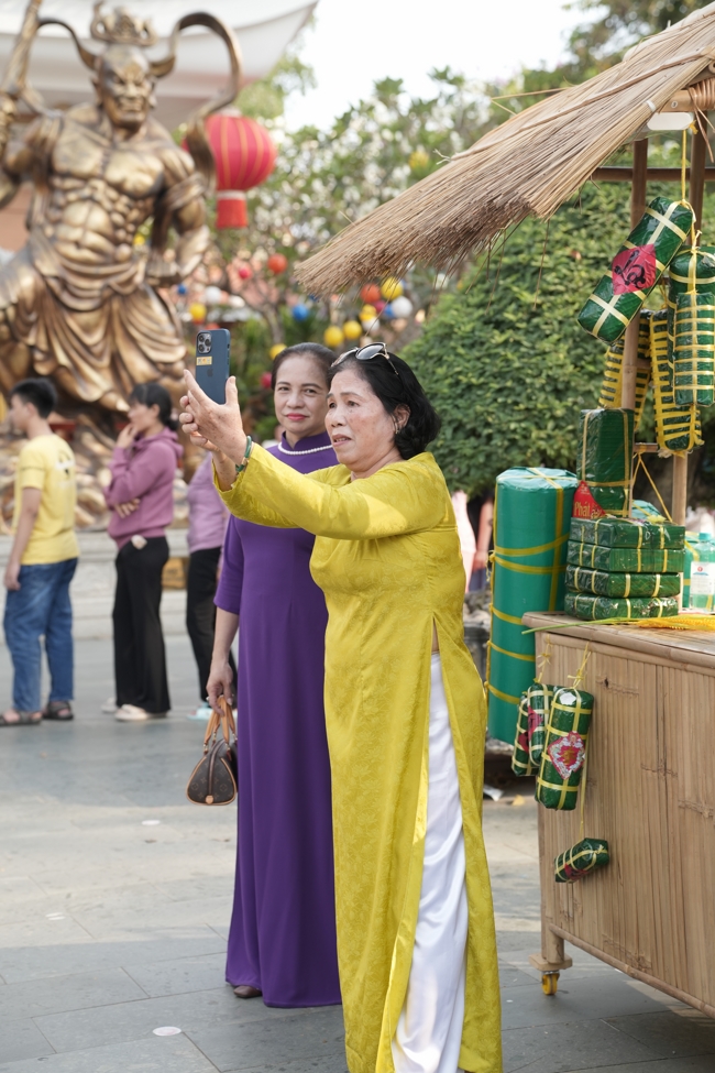 Tổng kết mùa Xuân Bính Ngọ 2026 | Chùa Hoằng Pháp