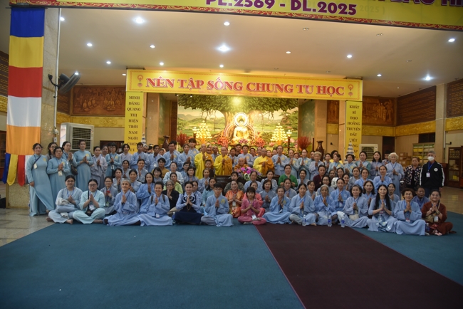 Hành Hương Thập Tự Đầu Năm Bính Ngọ 2026.