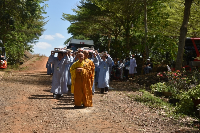 Hành Hương Thập Tự Đầu Năm Bính Ngọ 2026.