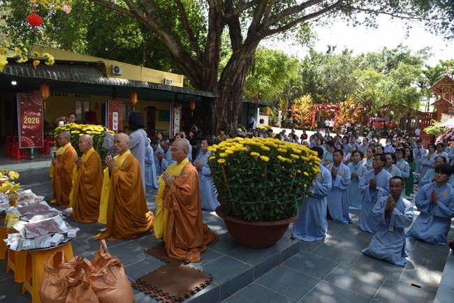 Hành Hương Thập Tự Đầu Năm Bính Ngọ 2026.