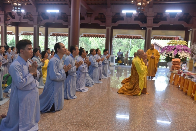 Hành Hương Thập Tự Đầu Năm Bính Ngọ 2026.