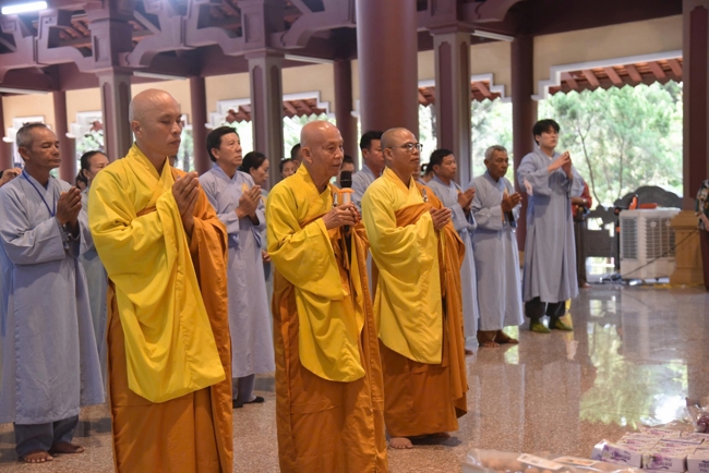 Hành Hương Thập Tự Đầu Năm Bính Ngọ 2026.