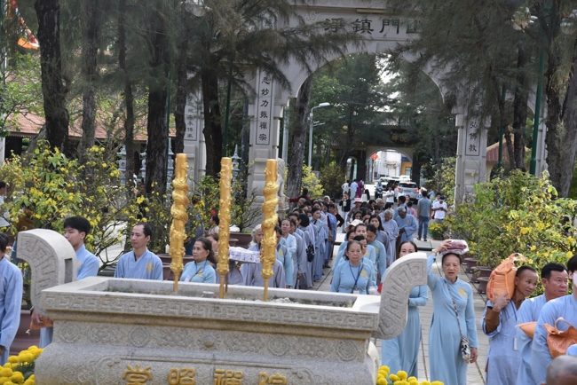 Hành Hương Thập Tự Đầu Năm Bính Ngọ 2026.