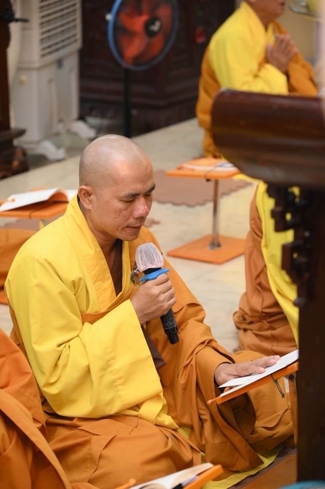 Khai kinh đầu năm - Xuân Bính Ngọ 2026 | Chùa Hoằng Pháp