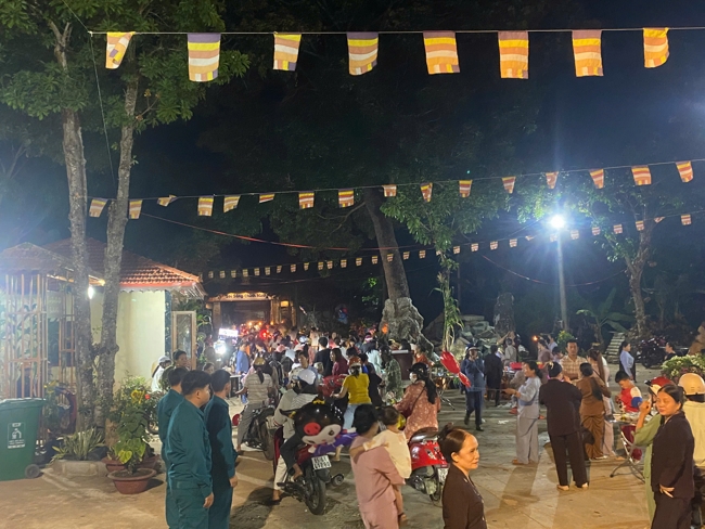 Chùa Suối Pháp - Tây Ninh: Lễ cầu an và thắp nến cầu nguyện đầu Xuân Bính Ngọ 2026.