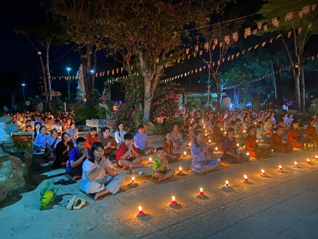 Chùa Suối Pháp - Tây Ninh: Lễ cầu an và thắp nến cầu nguyện đầu Xuân Bính Ngọ 2026.