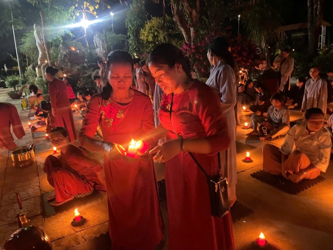 Chùa Suối Pháp - Tây Ninh: Lễ cầu an và thắp nến cầu nguyện đầu Xuân Bính Ngọ 2026.
