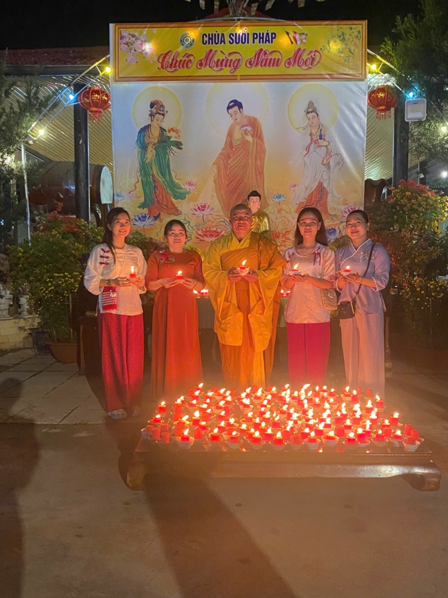 Chùa Suối Pháp - Tây Ninh: Lễ cầu an và thắp nến cầu nguyện đầu Xuân Bính Ngọ 2026.