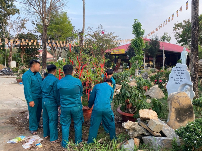 Chùa Suối Pháp - Tây Ninh: Lễ cầu an và thắp nến cầu nguyện đầu Xuân Bính Ngọ 2026.