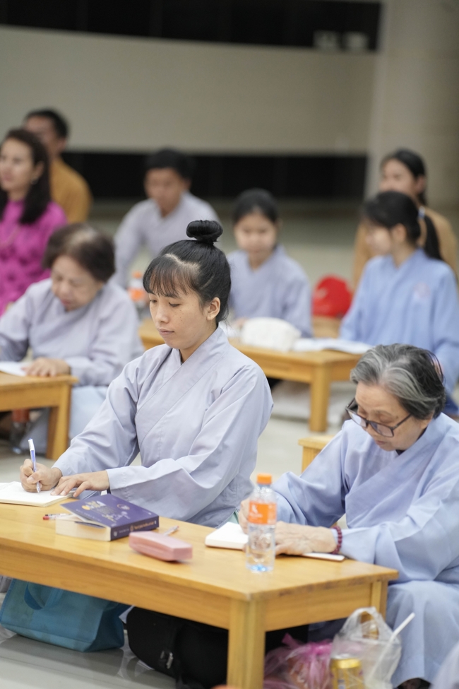 Lớp Phật Pháp Ứng Dụng Hoằng Pháp: Học tu 3 ngày Tết Bính Ngọ 2026