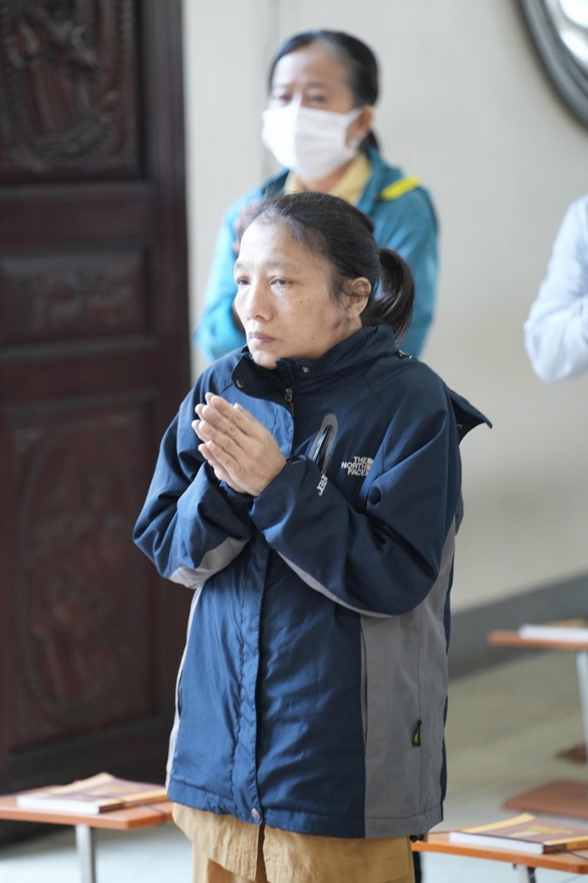 Phóng sinh tại bến phà Bình Mỹ