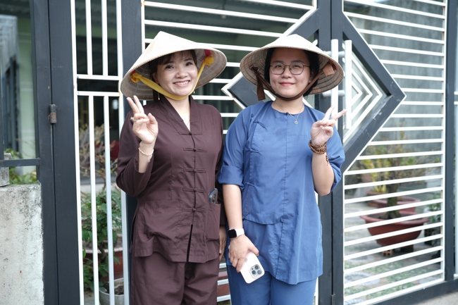 Chương trình từ thiện “Phương tiện nghĩa tình”.