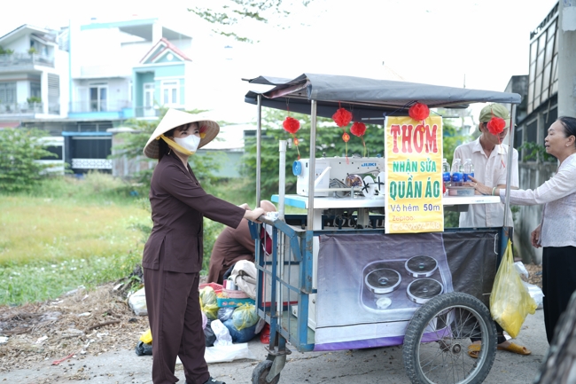 Chương trình từ thiện “Phương tiện nghĩa tình”.