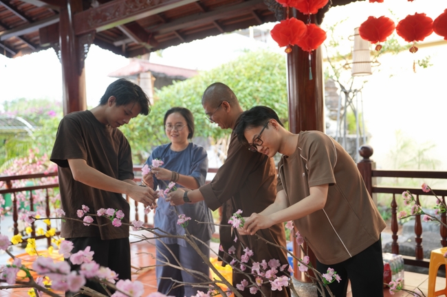 Công tác chuẩn bị đón xuân Bính Ngọ 2026 (Phần 1).