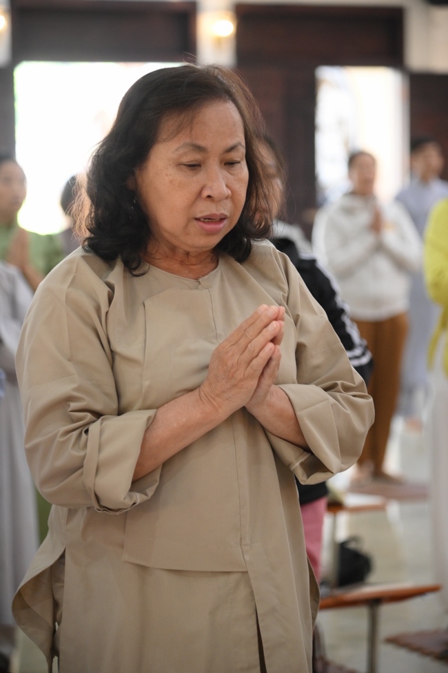 Phóng sinh tại bến phà Bình Mỹ