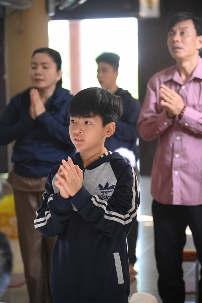 Phóng sinh tại bến phà Bình Mỹ