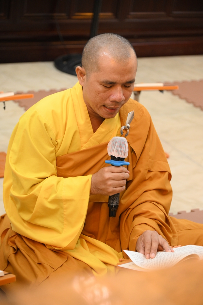 Phóng sinh tại bến phà Bình Mỹ