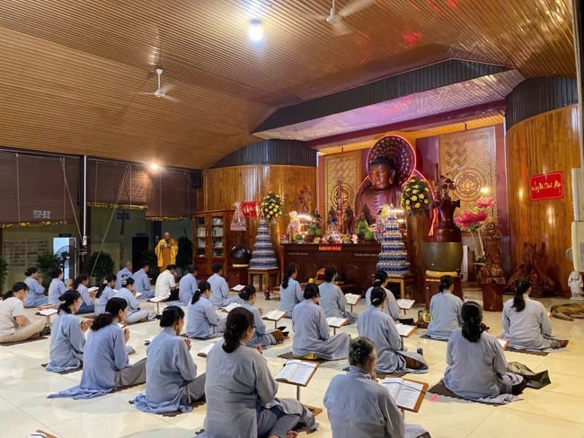 Chùa Suối Pháp – Tây Ninh: Khóa lễ sám hối