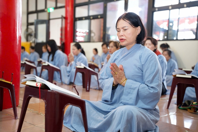 Medicine Buddha Dharma Assembly of Praying-for-Peace in the early spring of the Horse Year in Taiwan