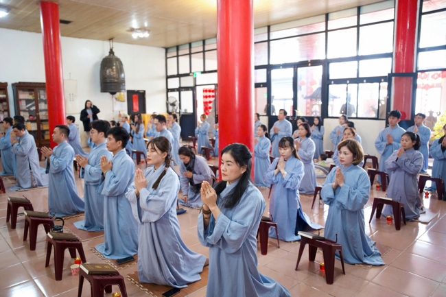 Medicine Buddha Dharma Assembly of Praying-for-Peace in the early spring of the Horse Year in Taiwan