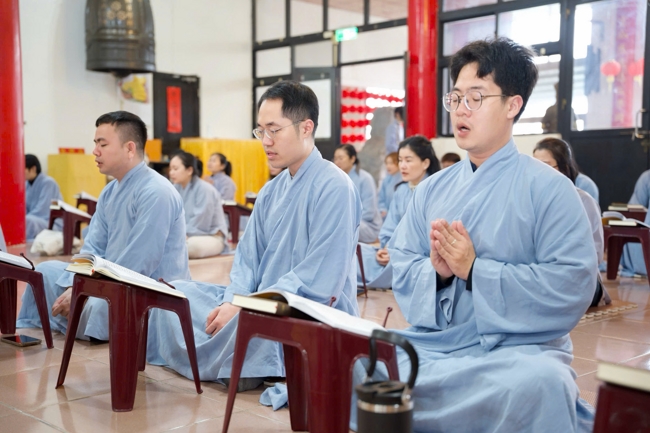 Medicine Buddha Dharma Assembly of Praying-for-Peace in the early spring of the Horse Year in Taiwan