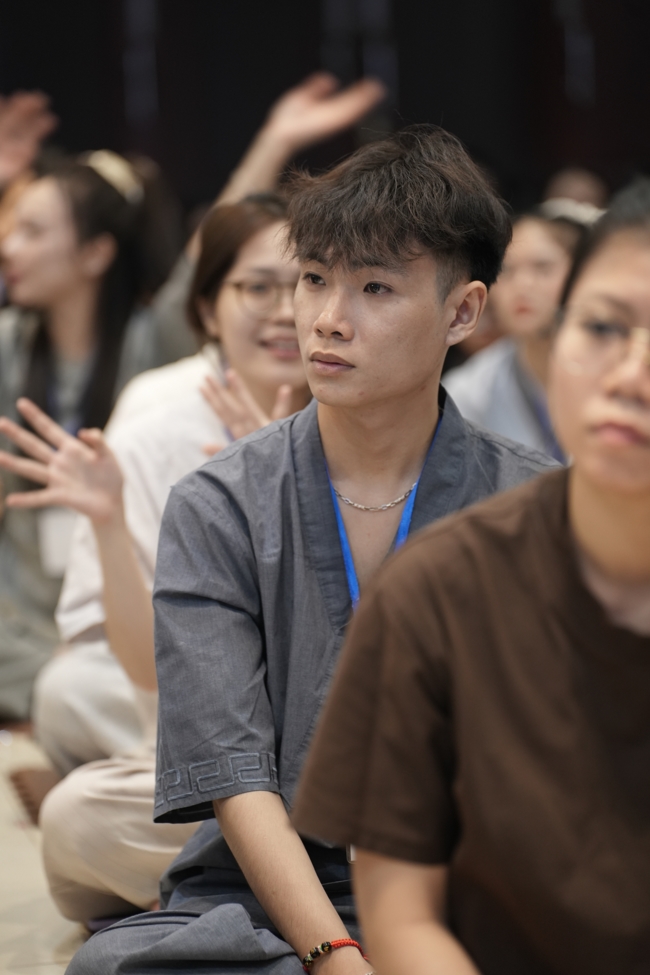 Đêm thiền trà - Khóa tu sinh viên “Hướng về Phật pháp.