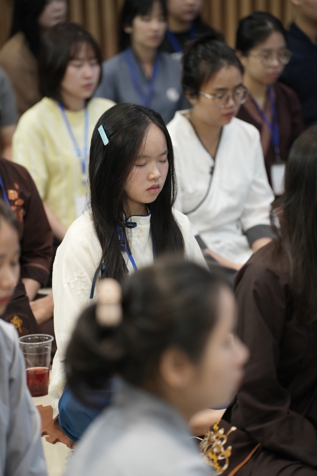 Đêm thiền trà - Khóa tu sinh viên “Hướng về Phật pháp.