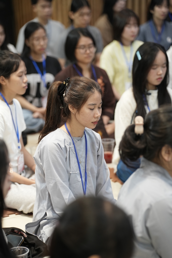 Đêm thiền trà - Khóa tu sinh viên “Hướng về Phật pháp.