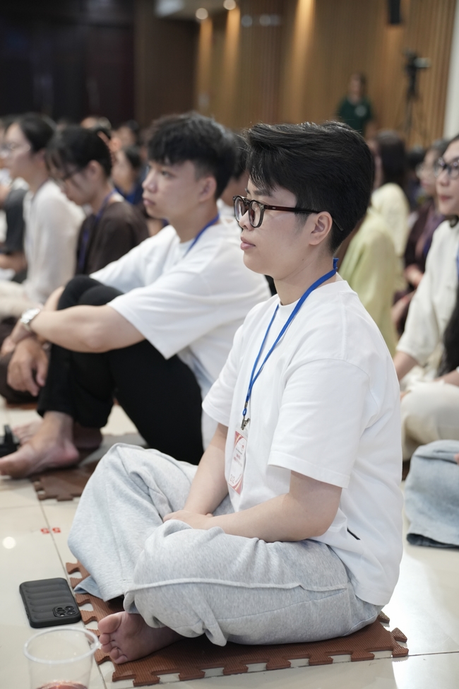 Đêm thiền trà - Khóa tu sinh viên “Hướng về Phật pháp.