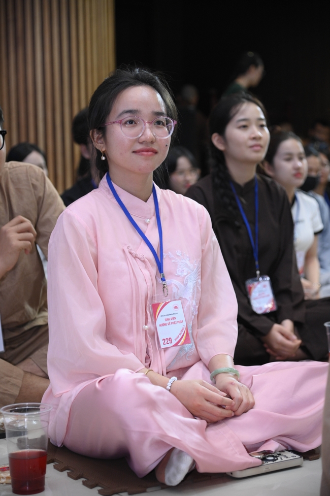 Đêm thiền trà - Khóa tu sinh viên “Hướng về Phật pháp.