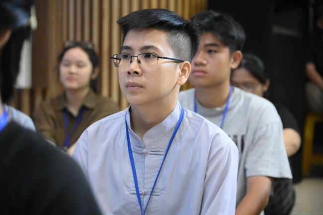 Đêm thiền trà - Khóa tu sinh viên “Hướng về Phật pháp.