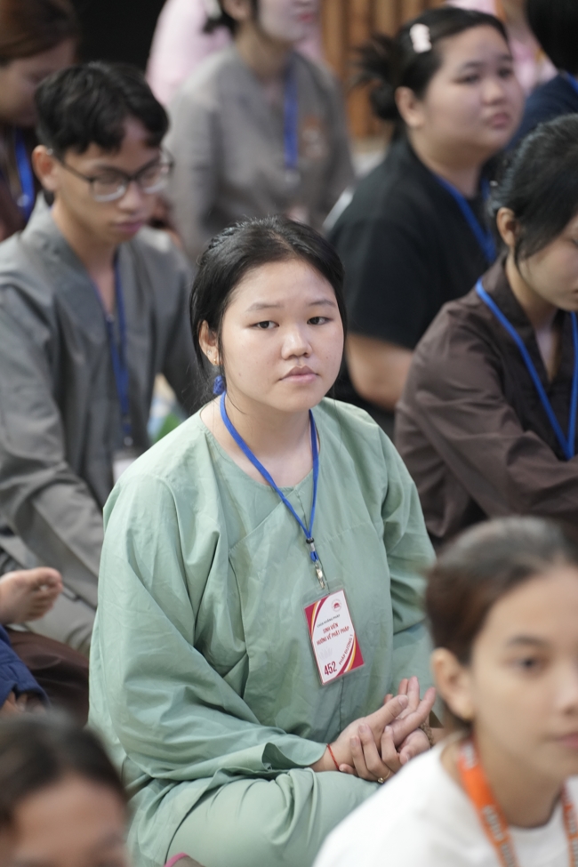 Khoá tu sinh viên Hướng về Phật pháp.