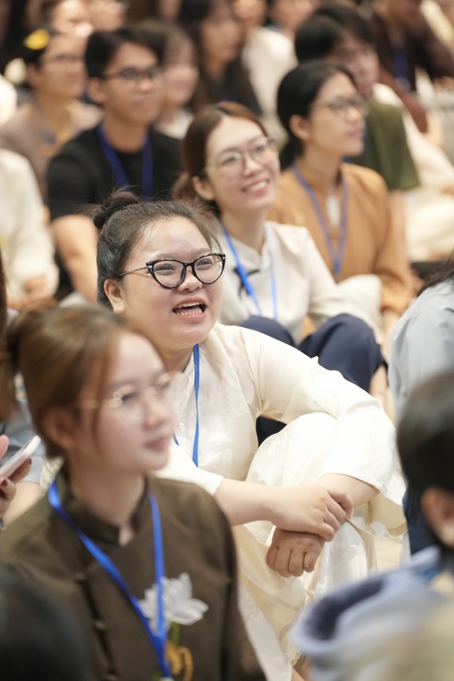 Khoá tu sinh viên Hướng về Phật pháp.