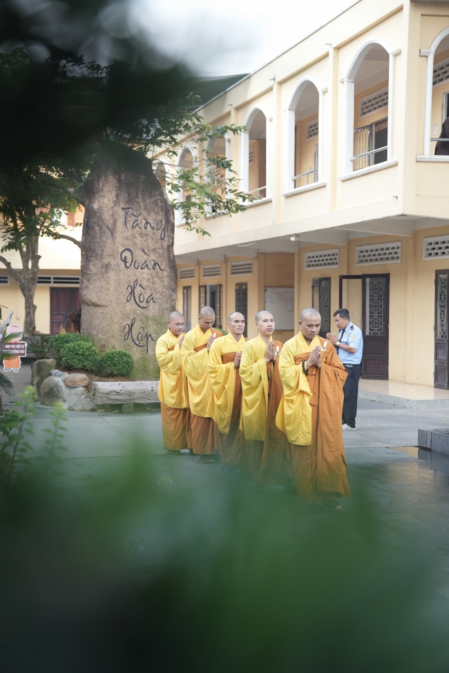 Khoá tu sinh viên Hướng về Phật pháp.