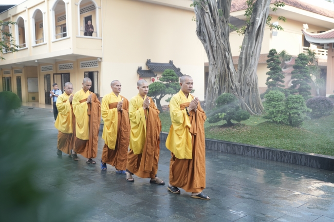 Khoá tu sinh viên Hướng về Phật pháp.